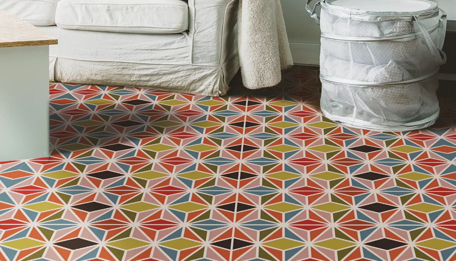 Gloval Vinyl – Printed Vinyl Flooring Hero Section (1)